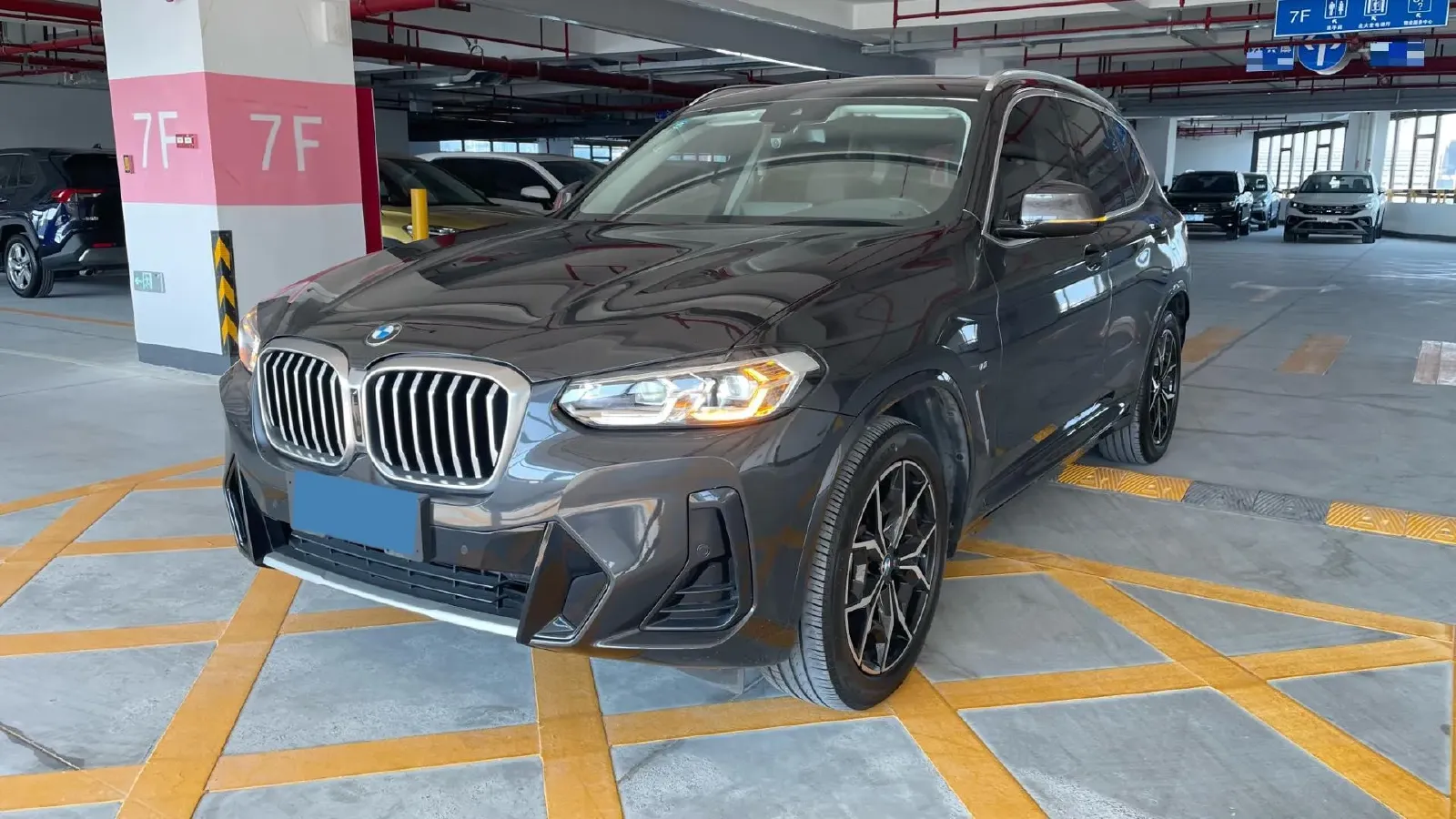 2022 BMW X3 2.0T 184HP L4 8AT,autocango,china used car exporter,china ev exporter,chinese used car exporter,chinese used ev exporter