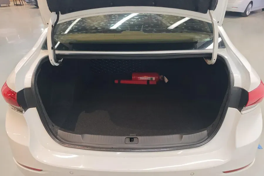 2019 Buick Excelle 1.0T 125HP L3 6DCT,autocango,china used car exporter,china ev exporter,chinese used car exporter,chinese used ev exporter