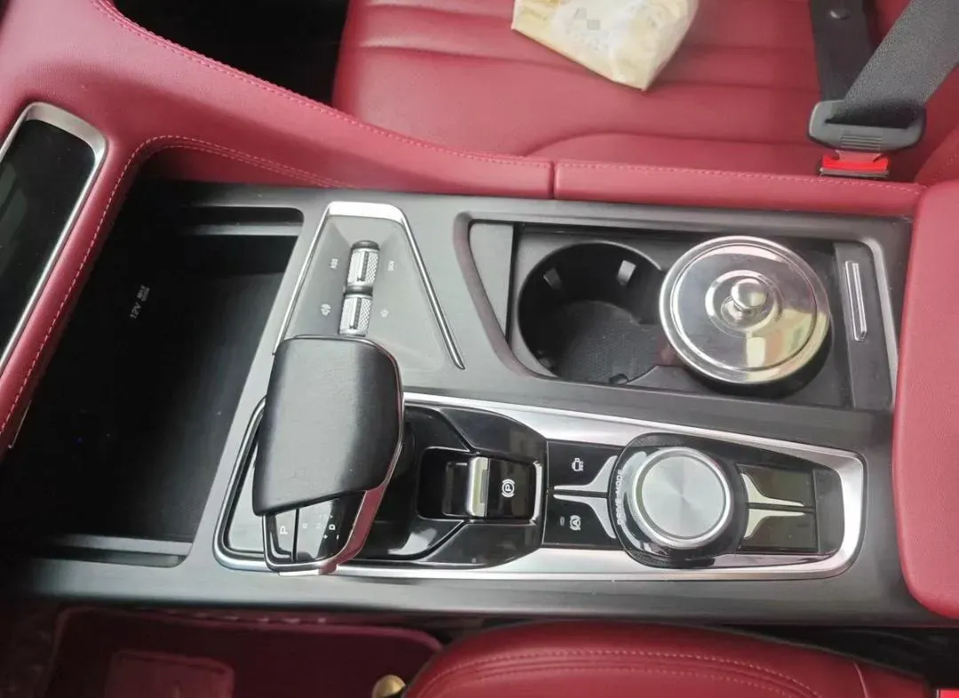 2021 ChangAn CS75 Plus 1.5T 178HP L4 6AT,autocango,china used car exporter,china ev exporter,chinese used car exporter,chinese used ev exporter