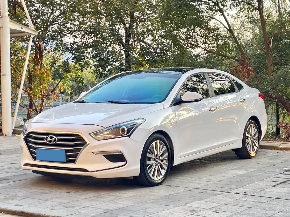 2017 Hyundai Mistra 1.8L 143HP L4 6AT