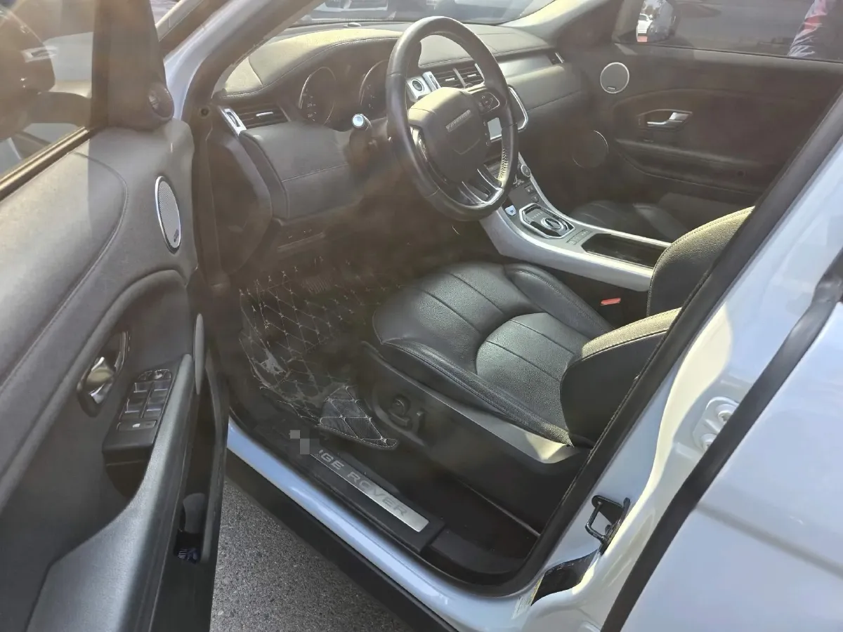 2018 Land Rover Range Rover Evoque 2.0T 241HP L4 9AT,autocango,china used car exporter,china ev exporter,chinese used car exporter,chinese used ev exporter