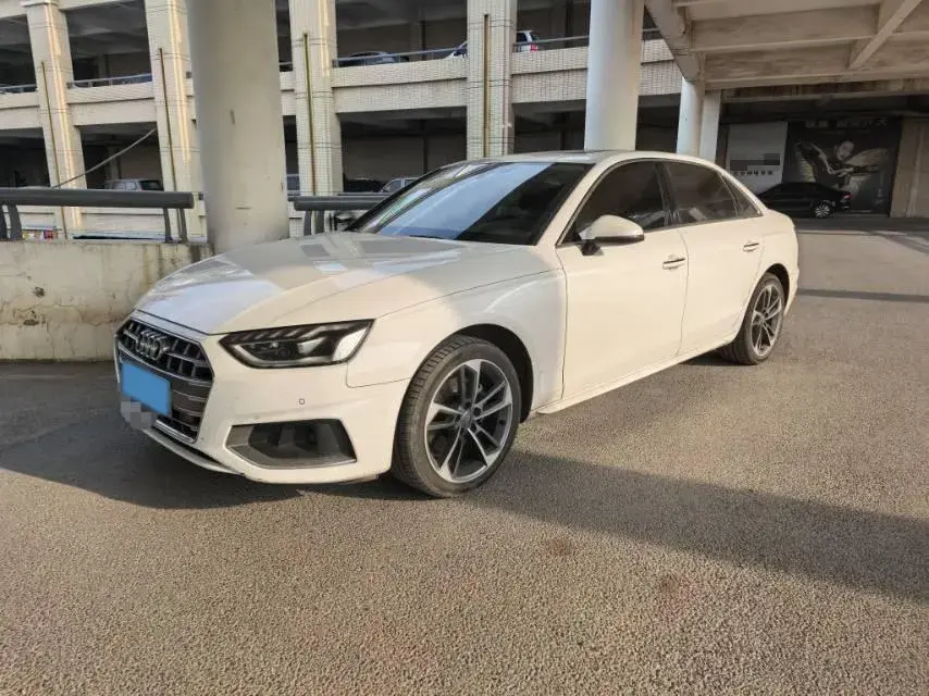 2020 Audi A4L 2.0T 190HP L4 7DCT