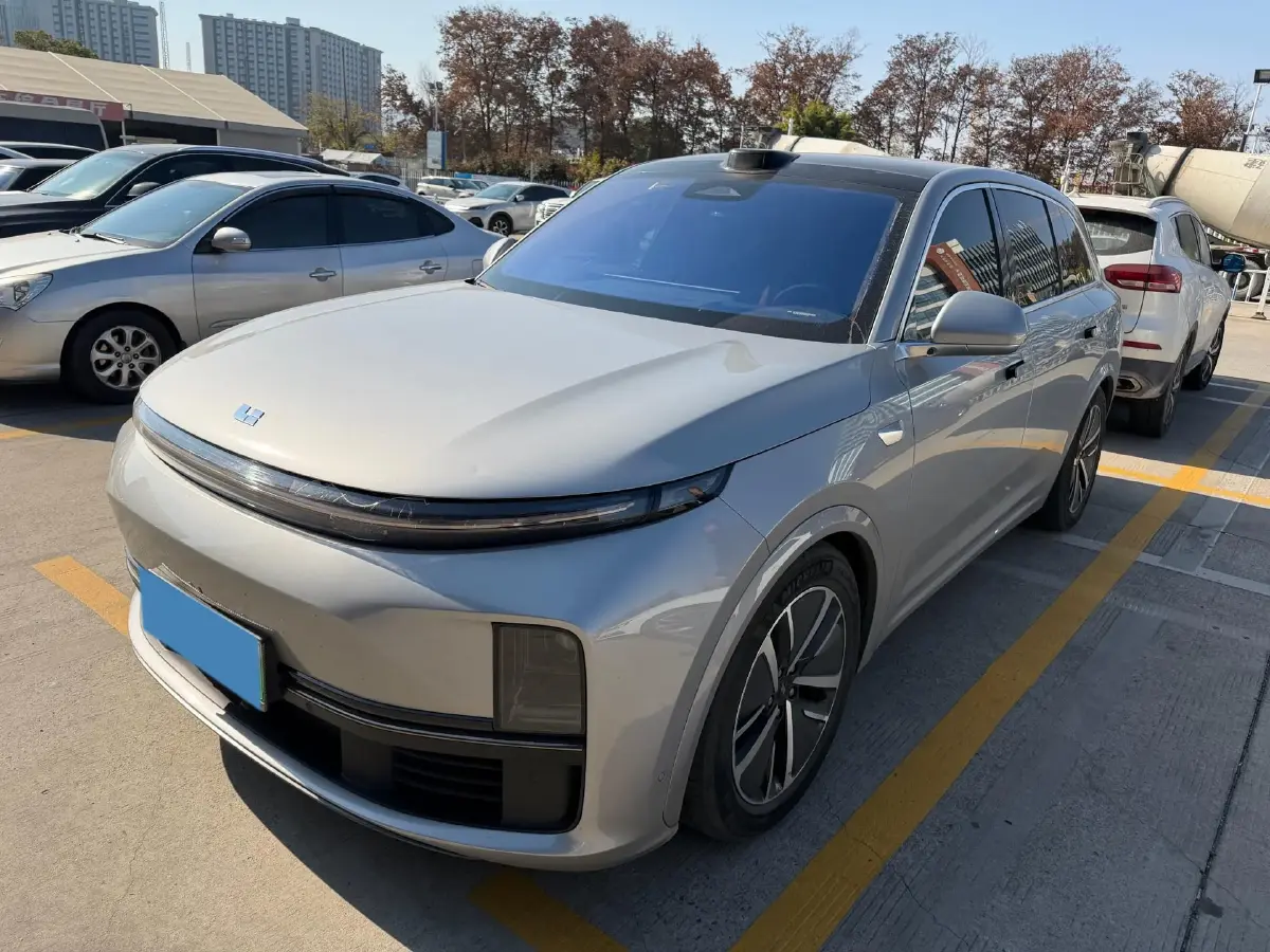 2024 Li L8 Range Extended 154HP REEV 42.8KWH