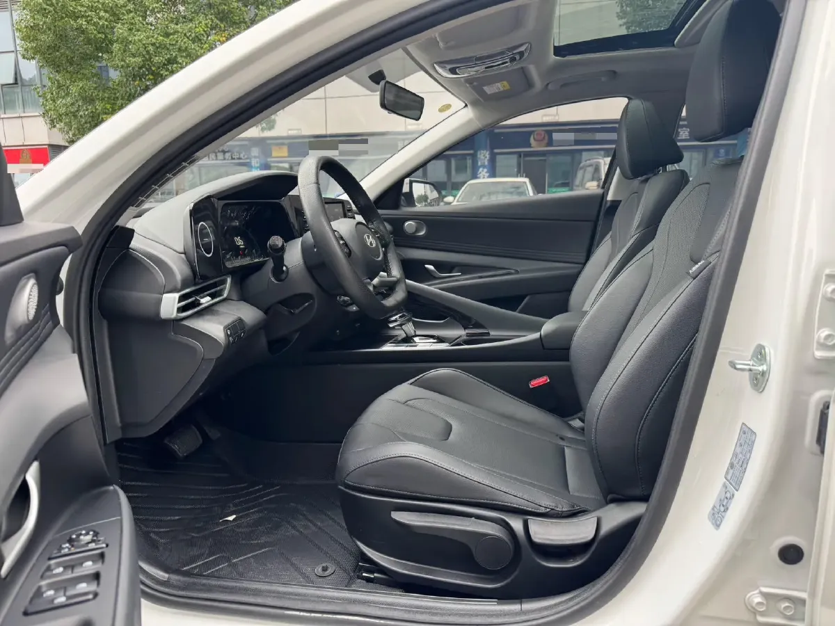 2023 Hyundai Elantra 1.5L 115HP L4 CVT,autocango,china used car exporter,china ev exporter,chinese used car exporter,chinese used ev exporter