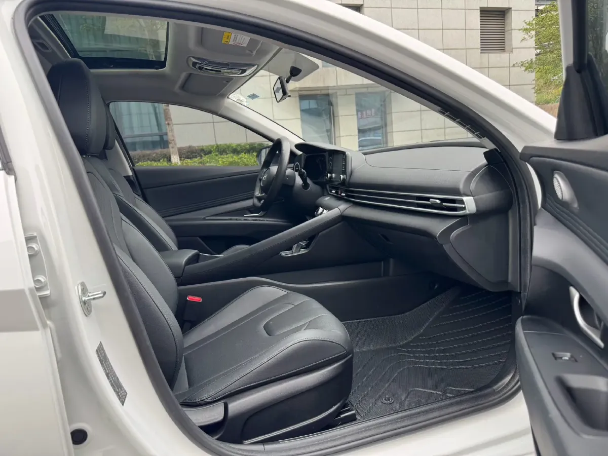 2023 Hyundai Elantra 1.5L 115HP L4 CVT,autocango,china used car exporter,china ev exporter,chinese used car exporter,chinese used ev exporter