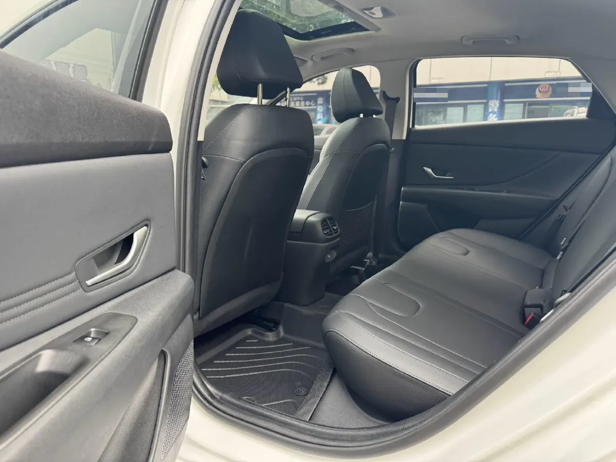 2023 Hyundai Elantra 1.5L 115HP L4 CVT,autocango,china used car exporter,china ev exporter,chinese used car exporter,chinese used ev exporter