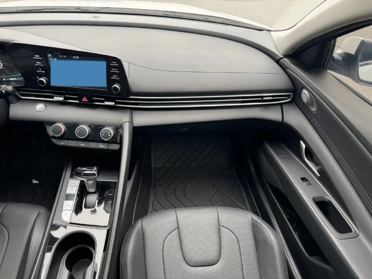 2023 Hyundai Elantra 1.5L 115HP L4 CVT,autocango,china used car exporter,china ev exporter,chinese used car exporter,chinese used ev exporter