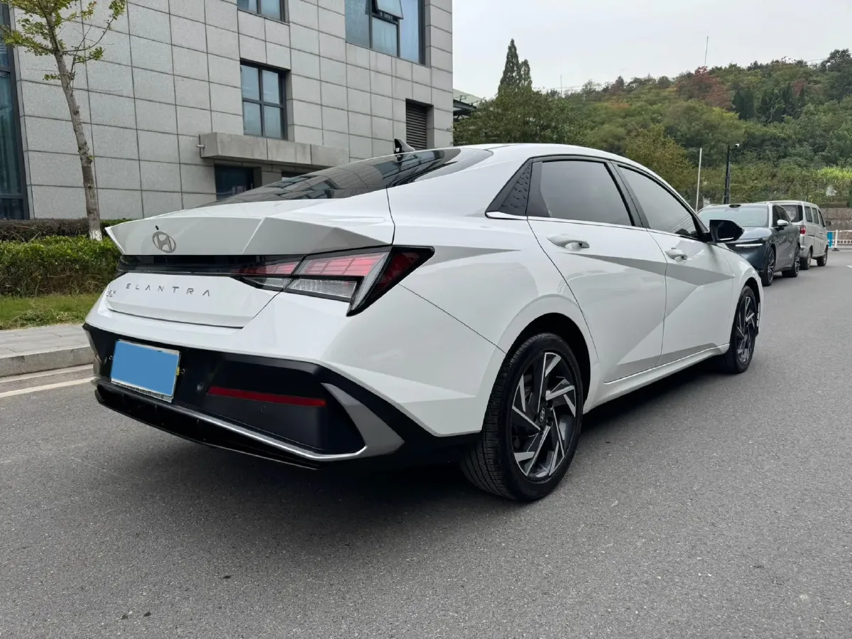 2023 Hyundai Elantra 1.5L 115HP L4 CVT,autocango,china used car exporter,china ev exporter,chinese used car exporter,chinese used ev exporter