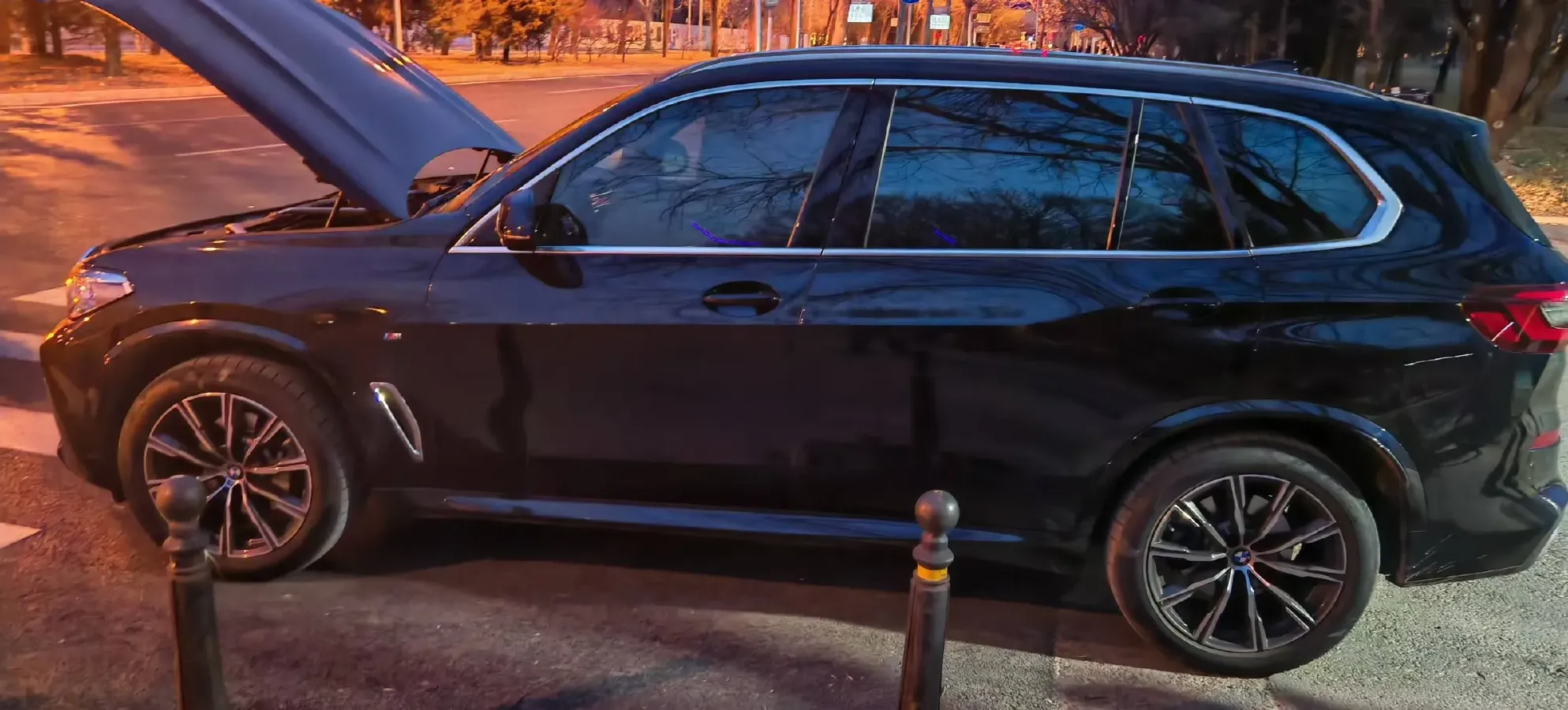 2022 BMW X5 2.0T 245HP L4 8AT,autocango,china used car exporter,china ev exporter,chinese used car exporter,chinese used ev exporter