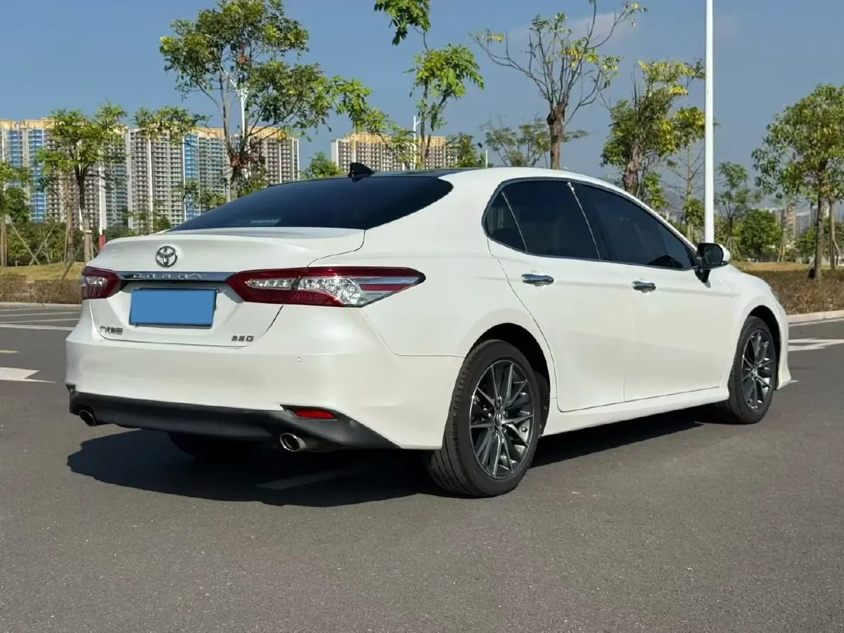 2023 Toyota Camry 2.5L 207HP L4 8AT,autocango,china used car exporter,china ev exporter,chinese used car exporter,chinese used ev exporter