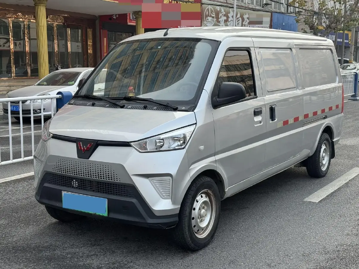 2021 MAXUS T70 2.0T 163HP L4 6AT