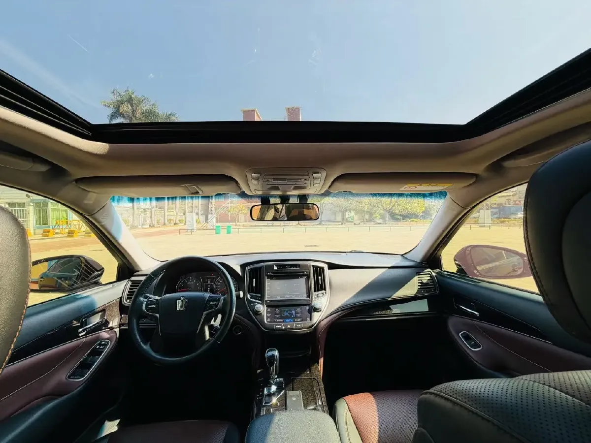 2018 Toyota Highlander 2.0T 220HP L4 6AT,autocango,china used car exporter,china ev exporter,chinese used car exporter,chinese used ev exporter