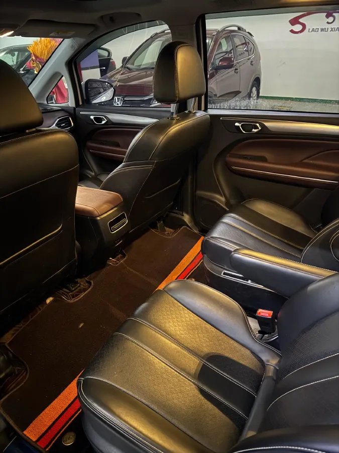 2021 GAC Trumpchi M6 1.5T 169HP L4 7DCT,autocango,china used car exporter,china ev exporter,chinese used car exporter,chinese used ev exporter