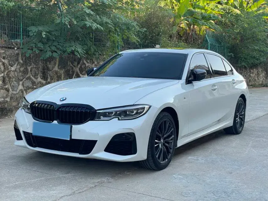 2022 BMW 3 Series 2.0T 184HP L4 8AT