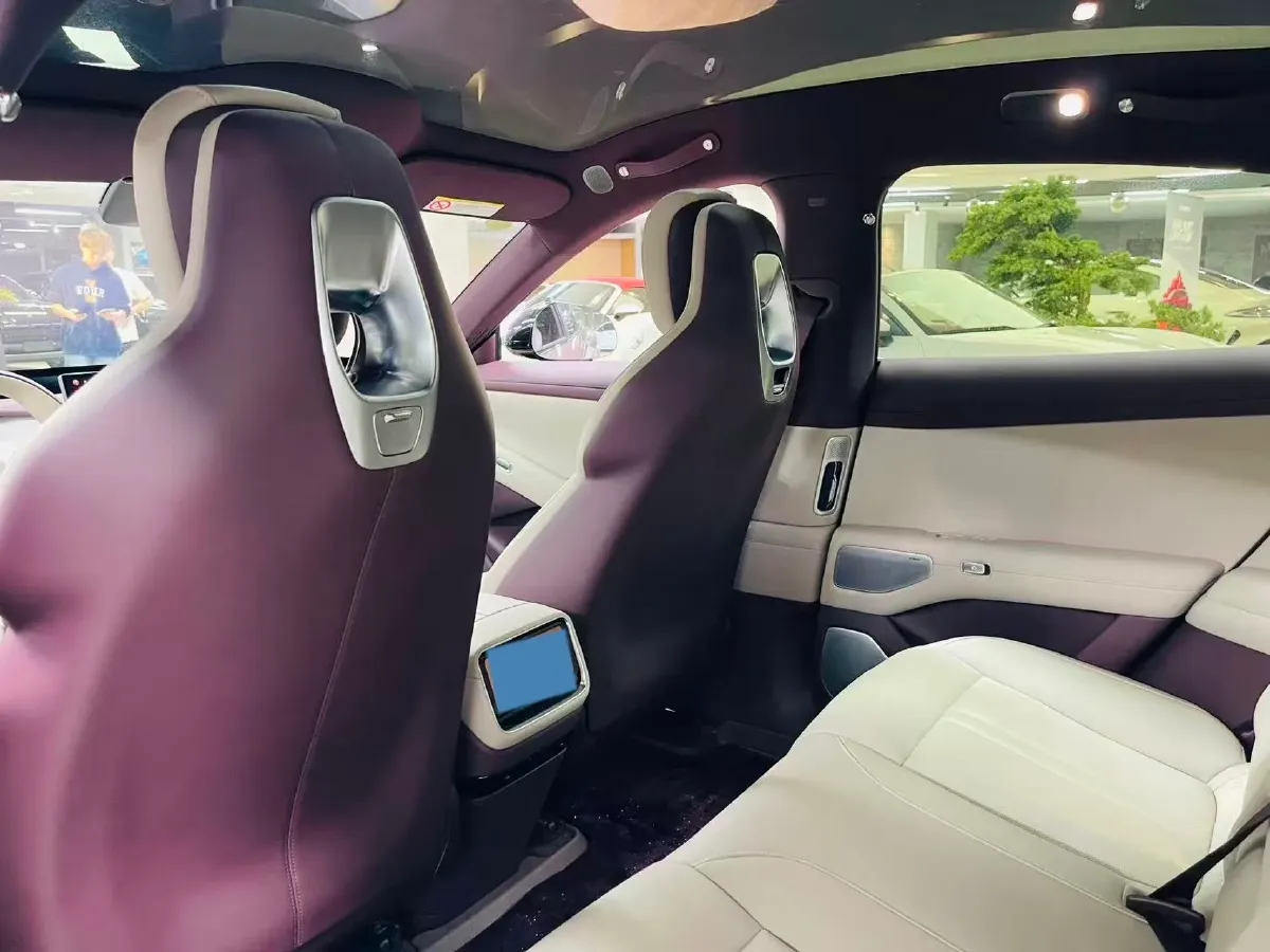 2025 IM LS6 BEV 100KWH,autocango,china used car exporter,china ev exporter,chinese used car exporter,chinese used ev exporter