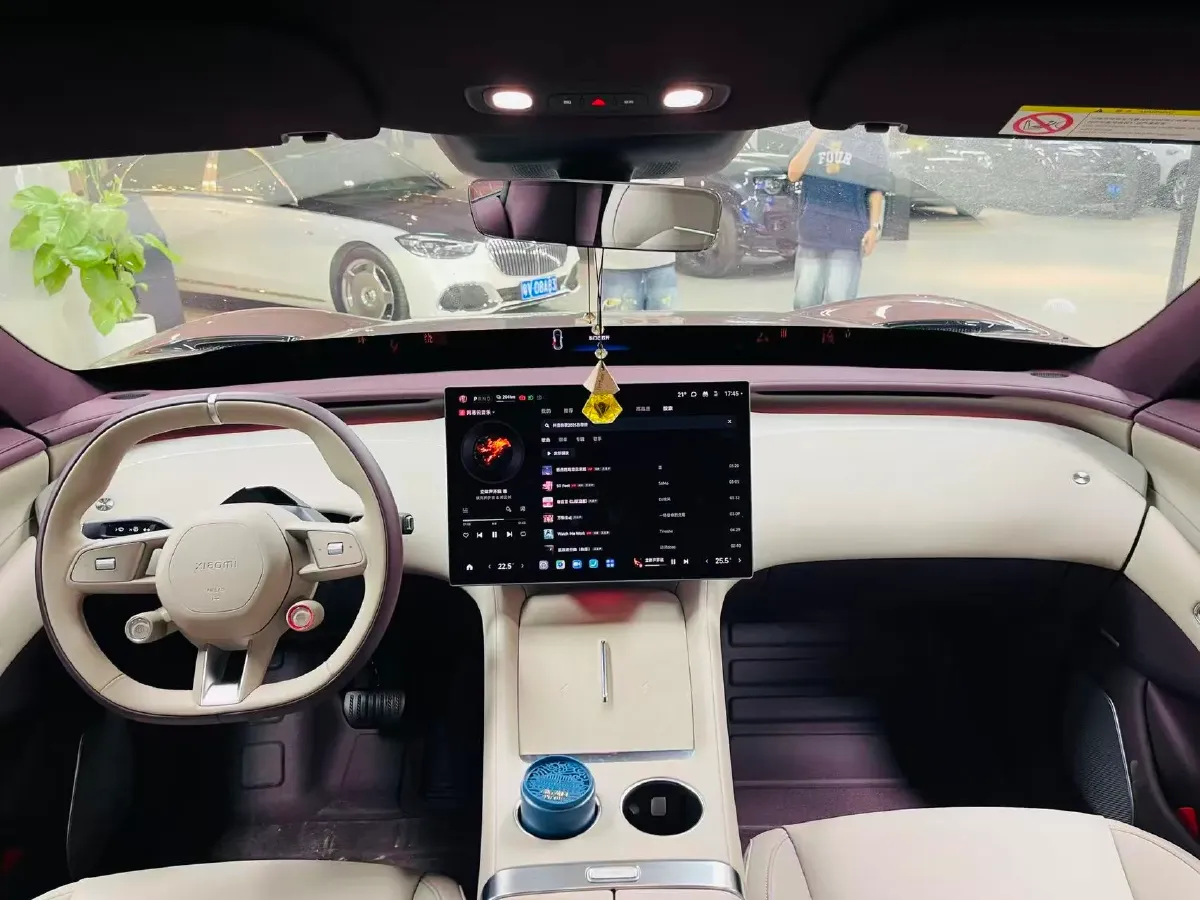 2025 IM LS6 BEV 100KWH,autocango,china used car exporter,china ev exporter,chinese used car exporter,chinese used ev exporter