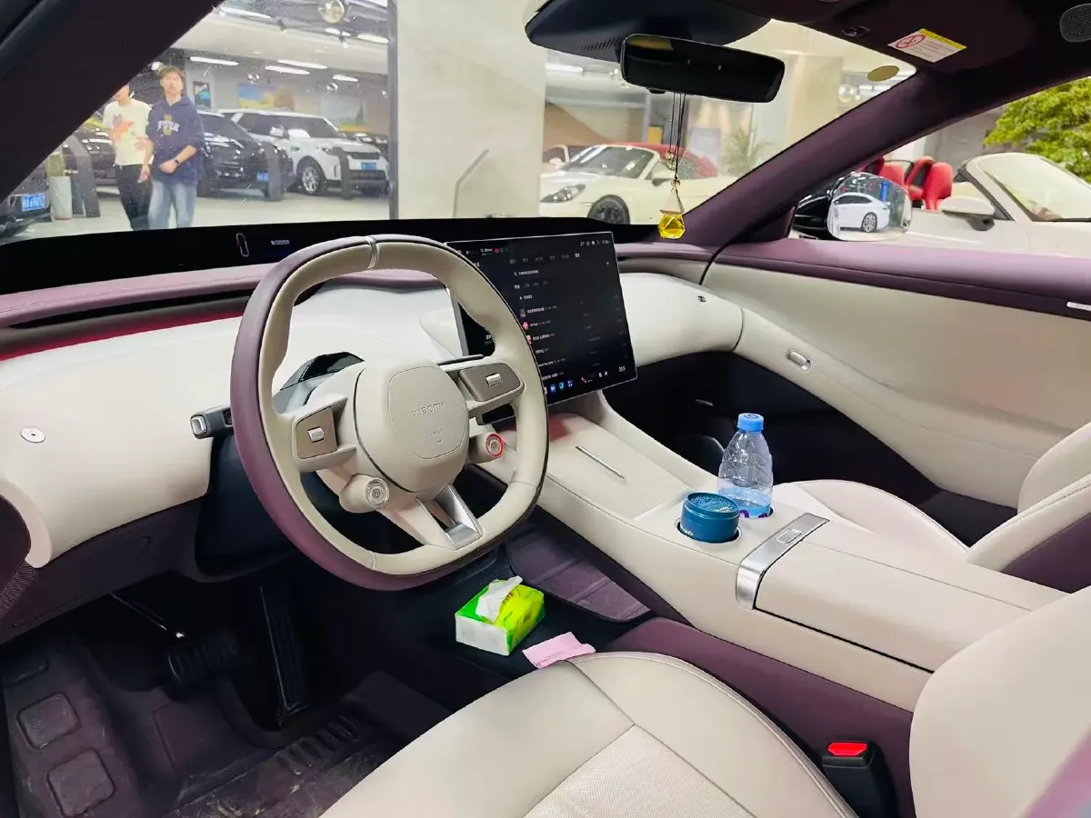 2025 IM LS6 BEV 100KWH,autocango,china used car exporter,china ev exporter,chinese used car exporter,chinese used ev exporter