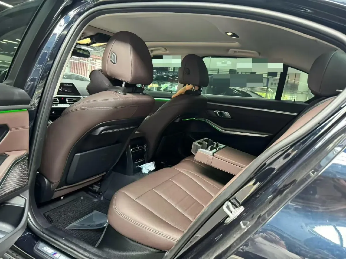 2020 BMW 3 Series 2.0T 156HP L4 8AT,autocango,china used car exporter,china ev exporter,chinese used car exporter,chinese used ev exporter