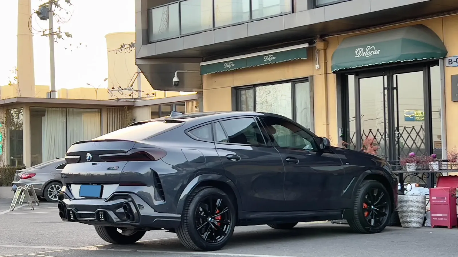 2022 BMW X6 2.0T 265HP L4 8AT,autocango,china used car exporter,china ev exporter,chinese used car exporter,chinese used ev exporter