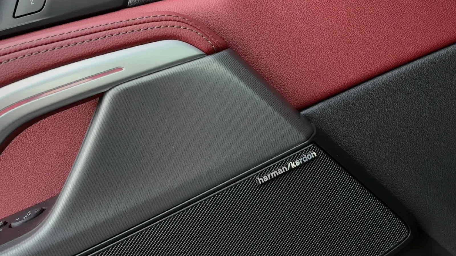 2022 BMW X6 2.0T 265HP L4 8AT,autocango,china used car exporter,china ev exporter,chinese used car exporter,chinese used ev exporter