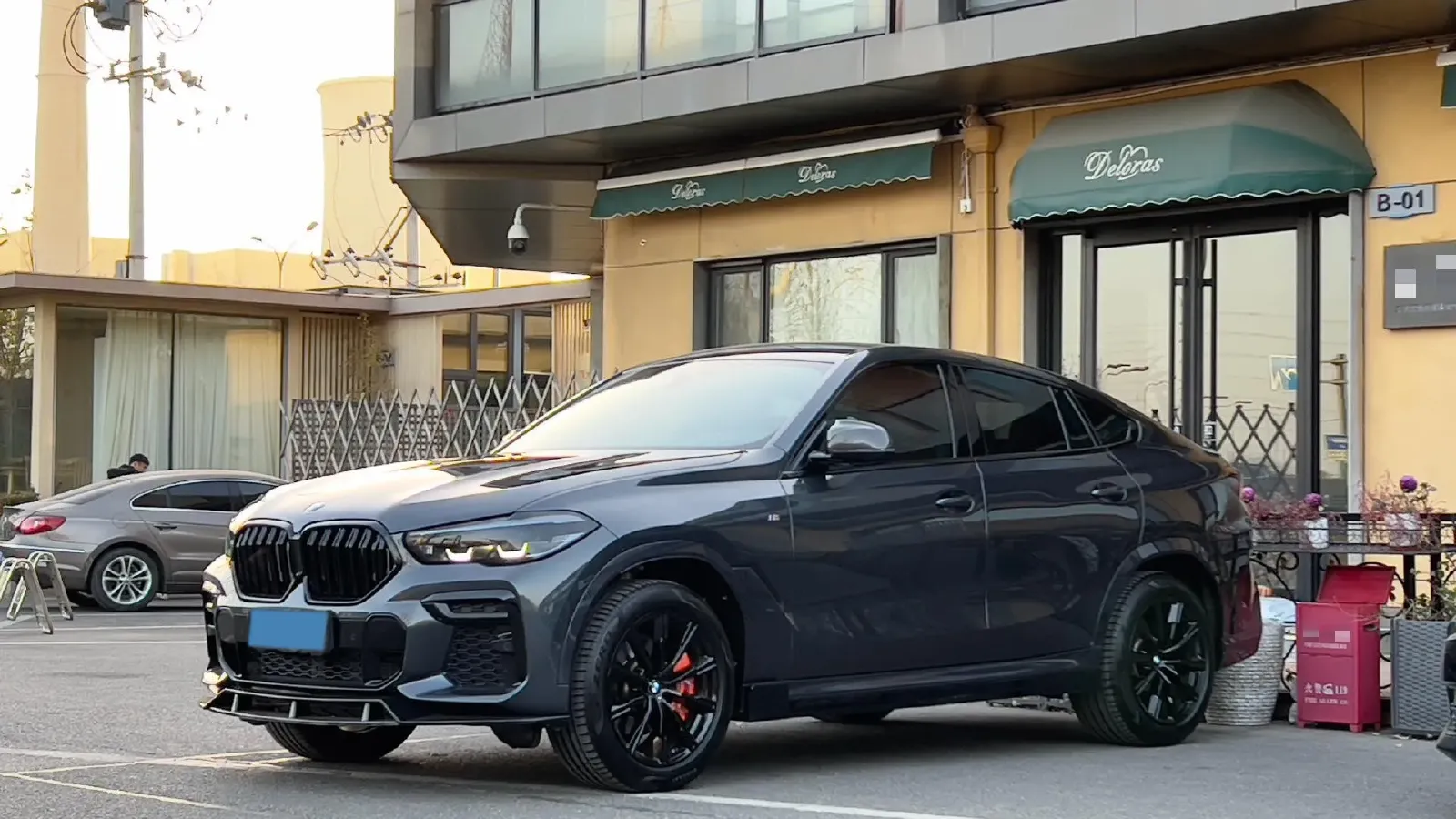 2022 BMW X6 2.0T 265HP L4 8AT,autocango,china used car exporter,china ev exporter,chinese used car exporter,chinese used ev exporter