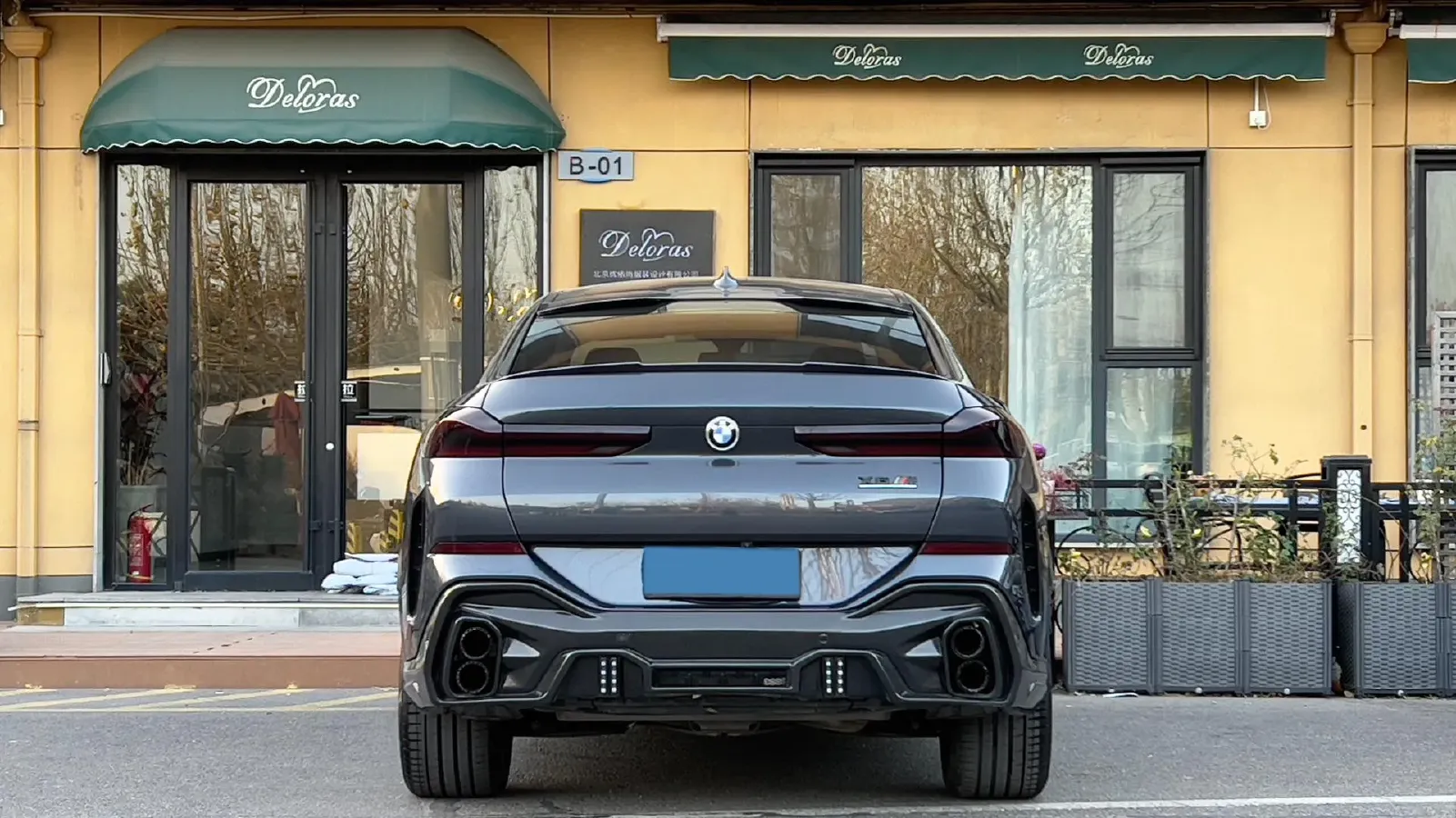 2022 BMW X6 2.0T 265HP L4 8AT,autocango,china used car exporter,china ev exporter,chinese used car exporter,chinese used ev exporter