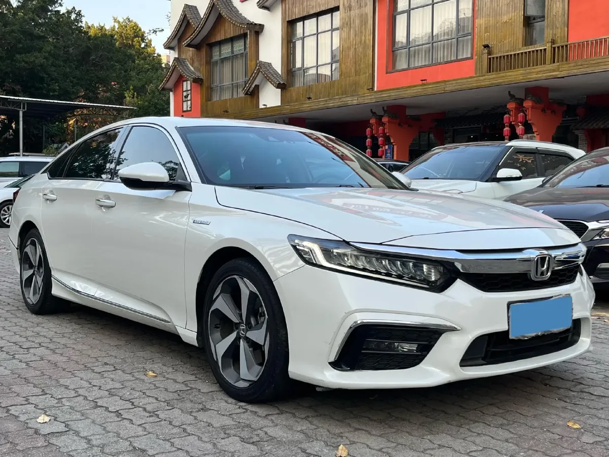2019 Honda Inspire 2.0L 146HP L4 E-CVT Hybrid,autocango,china used car exporter,china ev exporter,chinese used car exporter,chinese used ev exporter