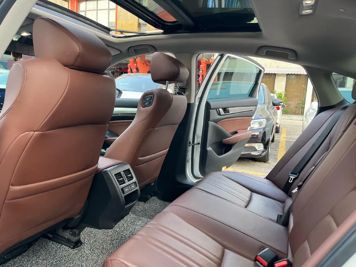 2019 Honda Inspire 2.0L 146HP L4 E-CVT Hybrid,autocango,china used car exporter,china ev exporter,chinese used car exporter,chinese used ev exporter