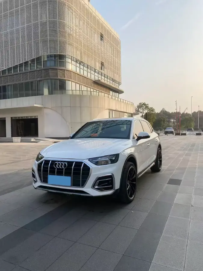 2022 Audi Q5L 2.0T 252HP L4 7DCT