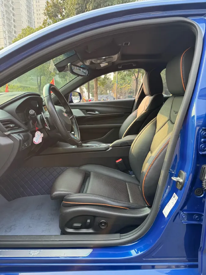 2020 Cadillac CT4 2.0T 237HP L4 8AT,autocango,china used car exporter,china ev exporter,chinese used car exporter,chinese used ev exporter