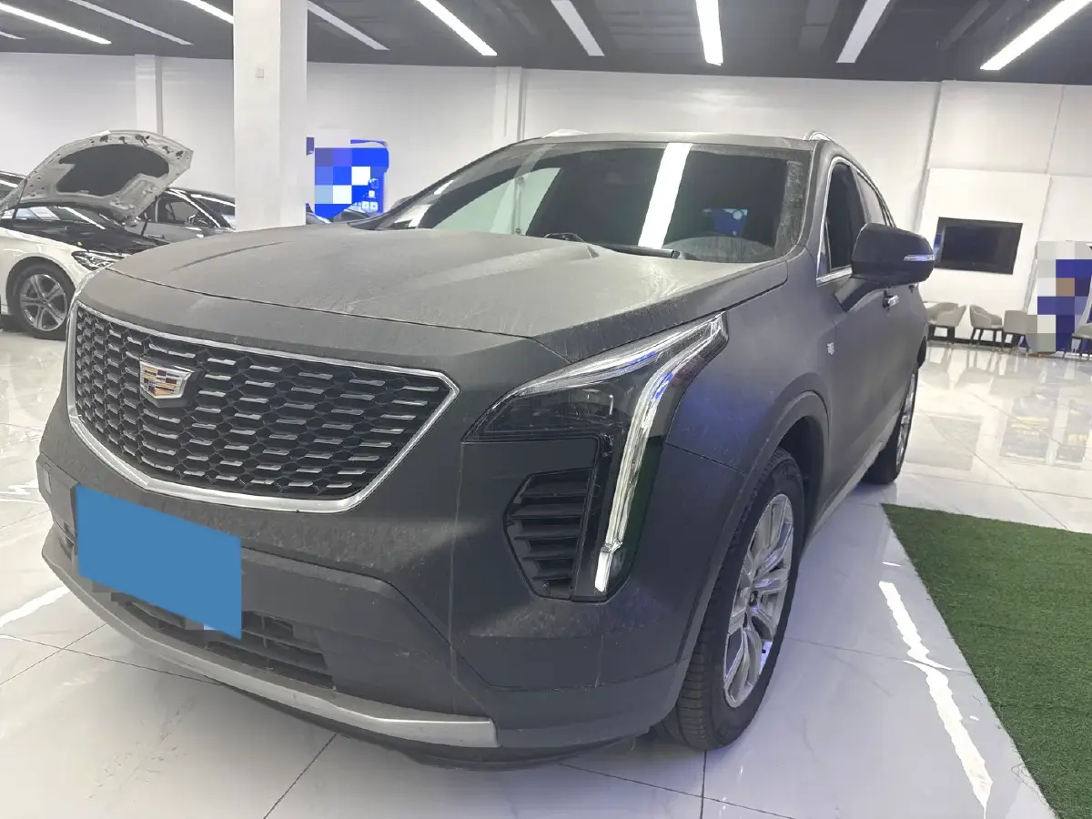 2020 Cadillac XT4 2.0T 241HP L4 9AT