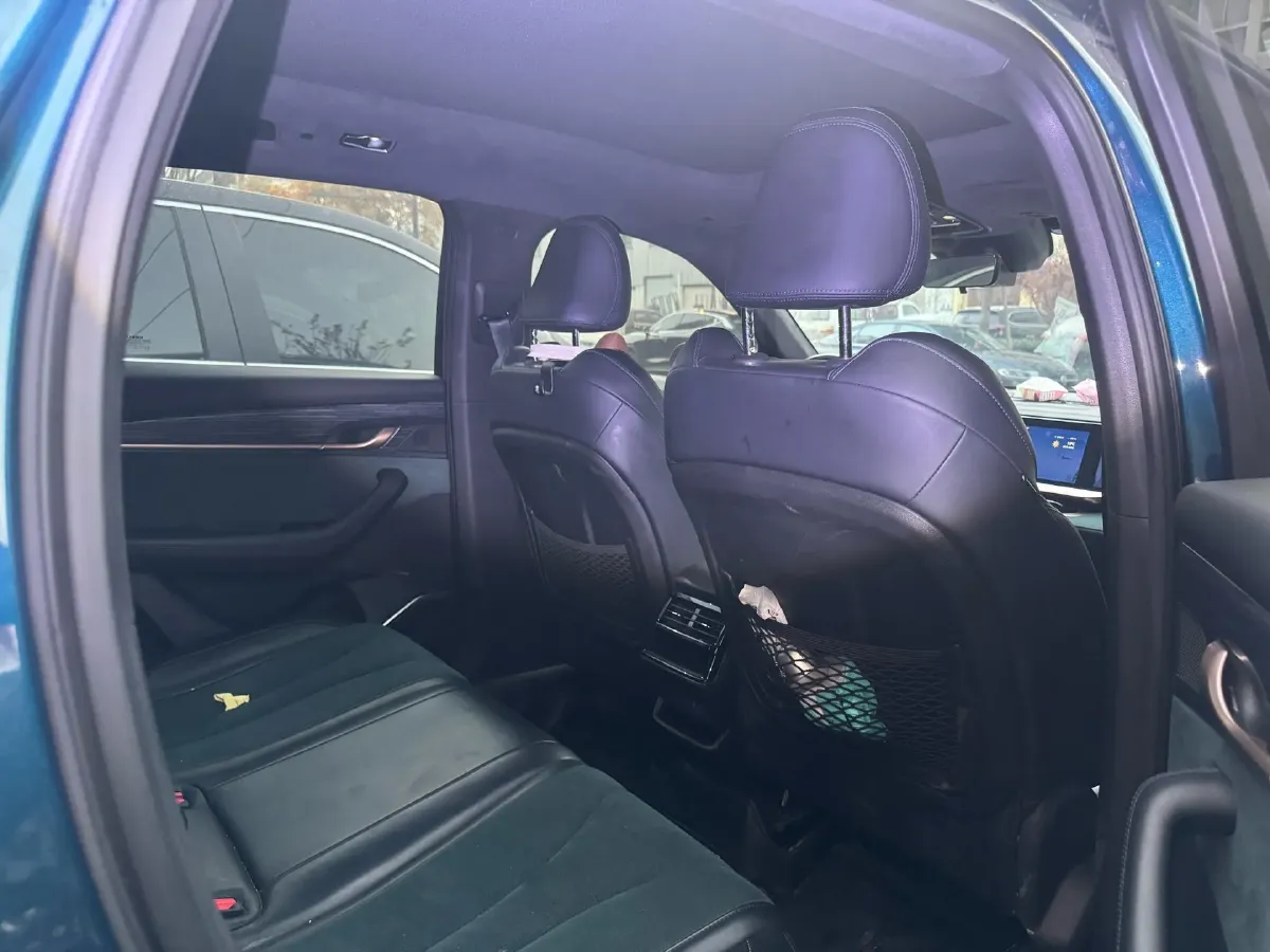 2021 Geely Monjaro 2.0T 218HP L4 7DCT,autocango,china used car exporter,china ev exporter,chinese used car exporter,chinese used ev exporter