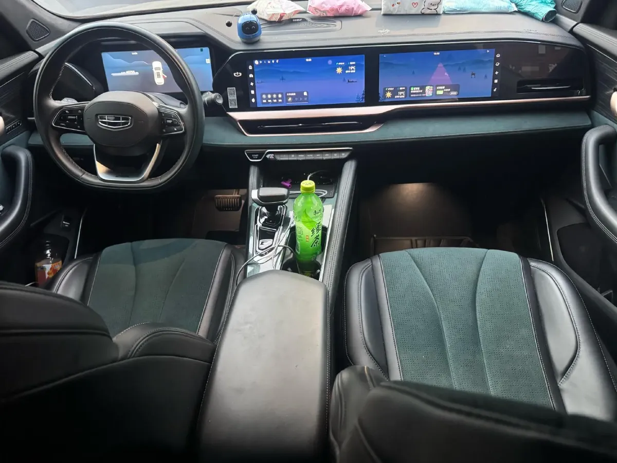 2021 Geely Monjaro 2.0T 218HP L4 7DCT,autocango,china used car exporter,china ev exporter,chinese used car exporter,chinese used ev exporter