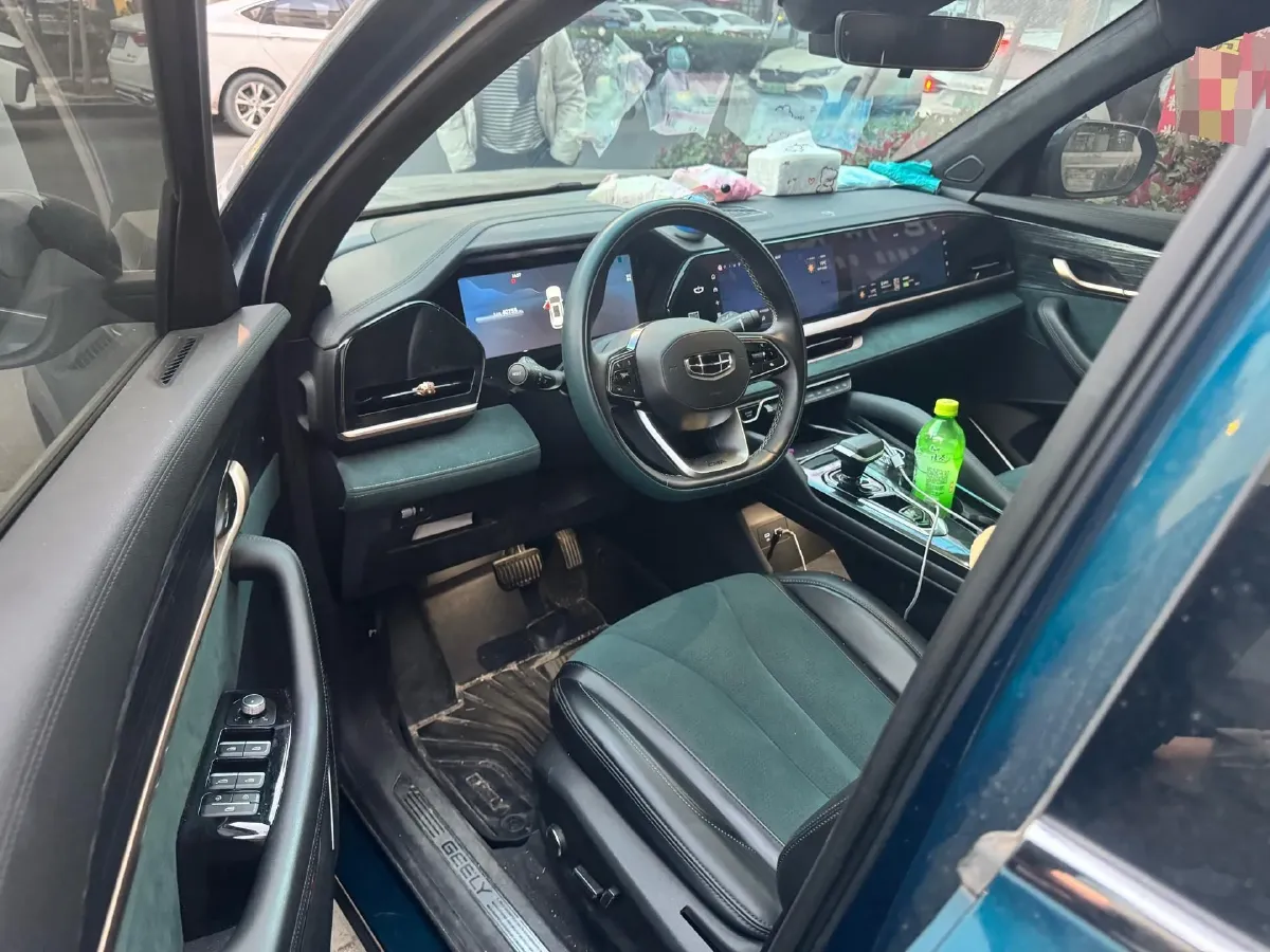 2021 Geely Monjaro 2.0T 218HP L4 7DCT,autocango,china used car exporter,china ev exporter,chinese used car exporter,chinese used ev exporter