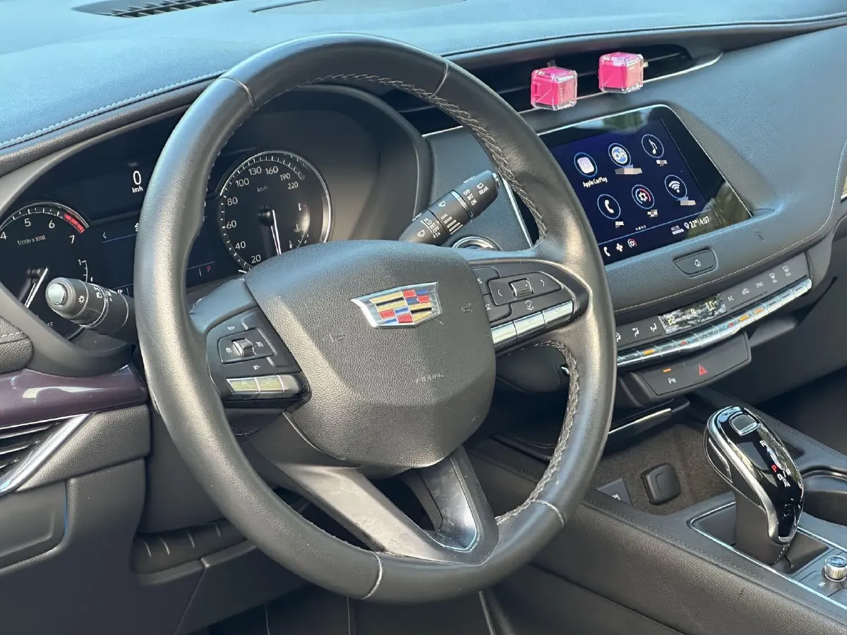 2020 Cadillac XT4 2.0T 241HP L4 9AT,autocango,china used car exporter,china ev exporter,chinese used car exporter,chinese used ev exporter