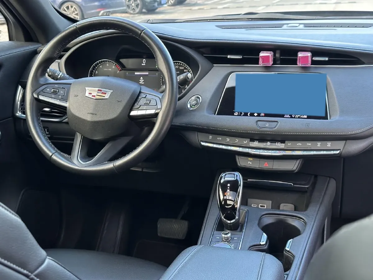 2020 Cadillac XT4 2.0T 241HP L4 9AT,autocango,china used car exporter,china ev exporter,chinese used car exporter,chinese used ev exporter