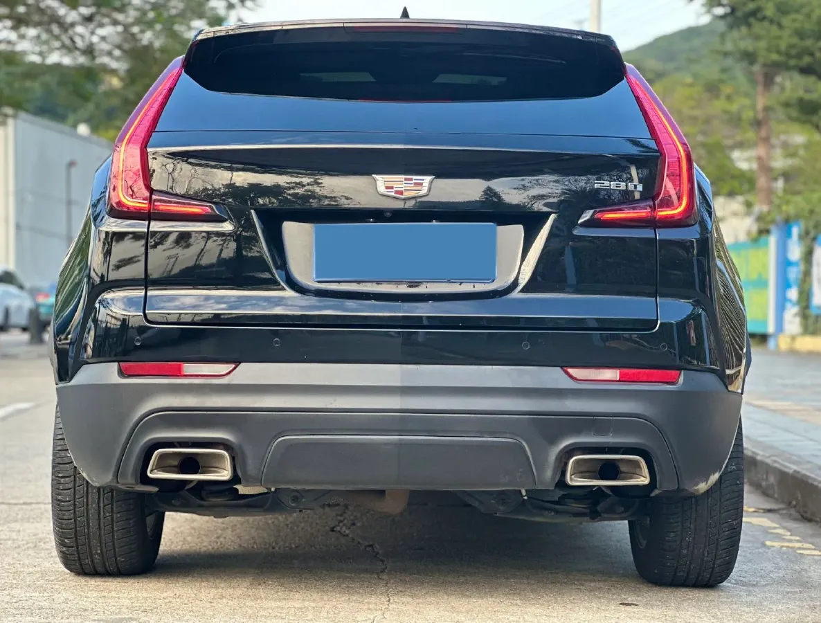 2020 Cadillac XT4 2.0T 241HP L4 9AT,autocango,china used car exporter,china ev exporter,chinese used car exporter,chinese used ev exporter