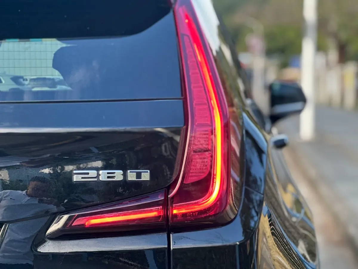 2020 Cadillac XT4 2.0T 241HP L4 9AT,autocango,china used car exporter,china ev exporter,chinese used car exporter,chinese used ev exporter