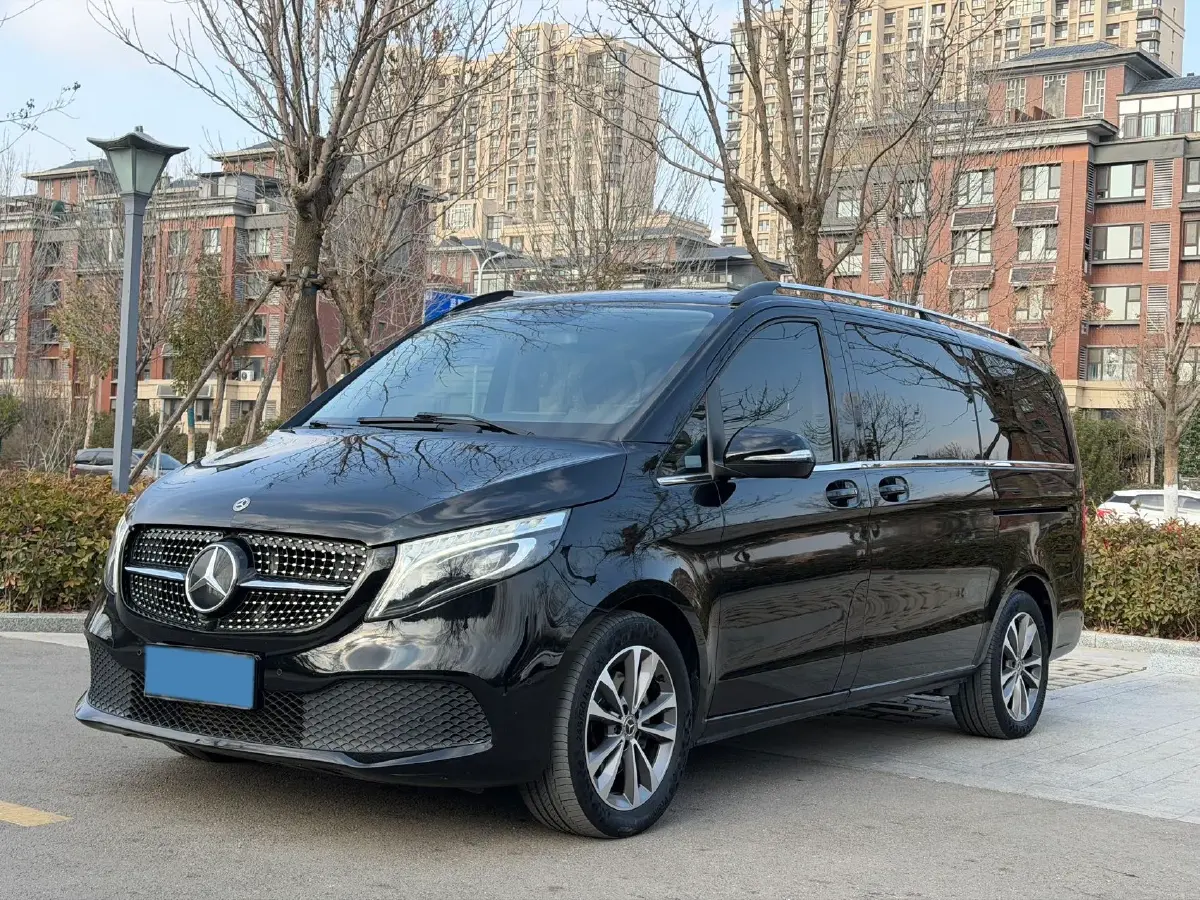 2021 Mercedes-Benz V Class 2.0T 211HP L4 9AT