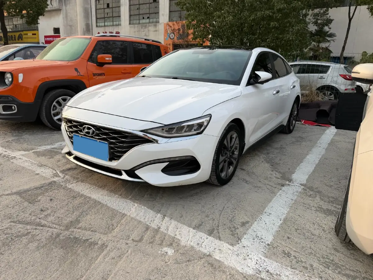 2019 Hyundai La Festa 1.6T 204HP L4 7DCT