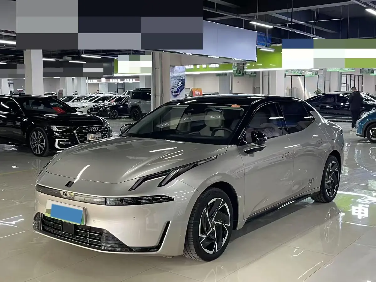 2024 LYNK&CO 07 EM-P 1.5T 163HP L4 3DHT PHEV 18.99KWH