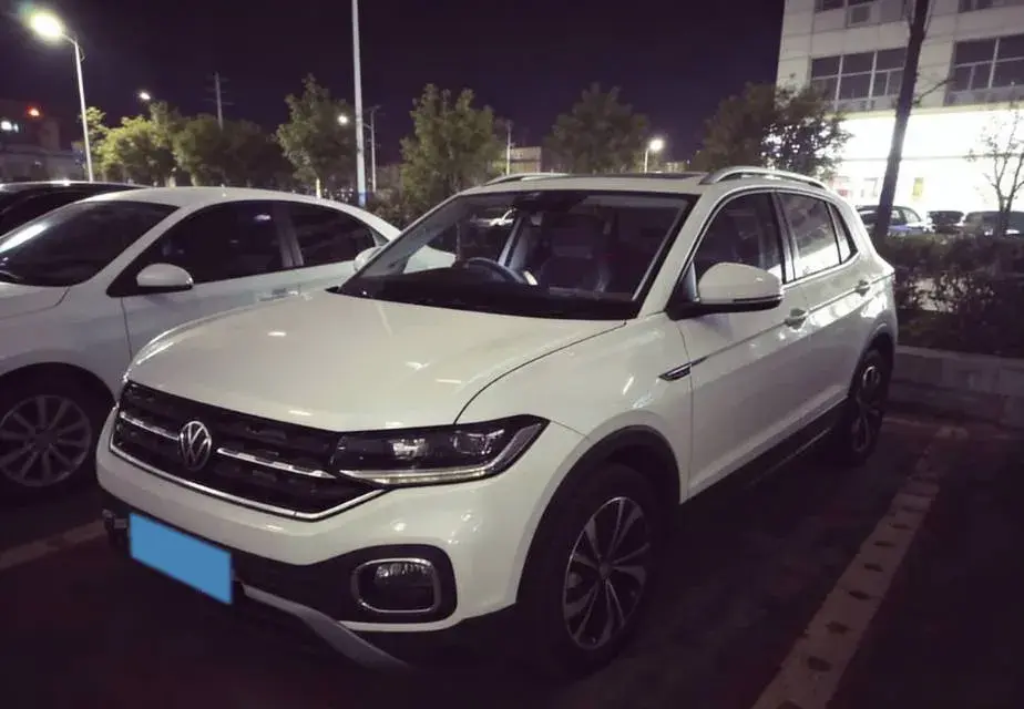 2021 Volkswagen Tacqua 1.5L 113HP L4 6AT