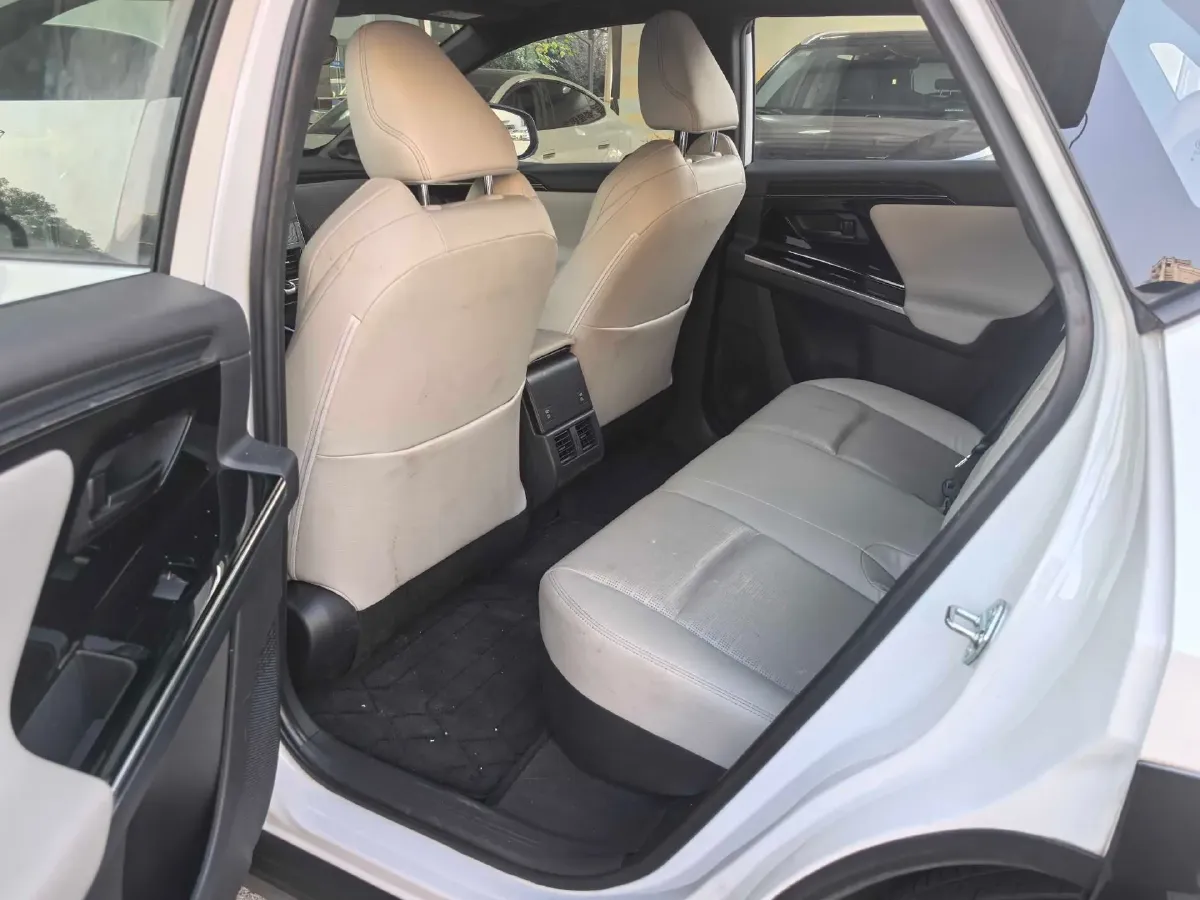 2022 Toyota bZ4X BEV 66.7KWH,autocango,china used car exporter,china ev exporter,chinese used car exporter,chinese used ev exporter