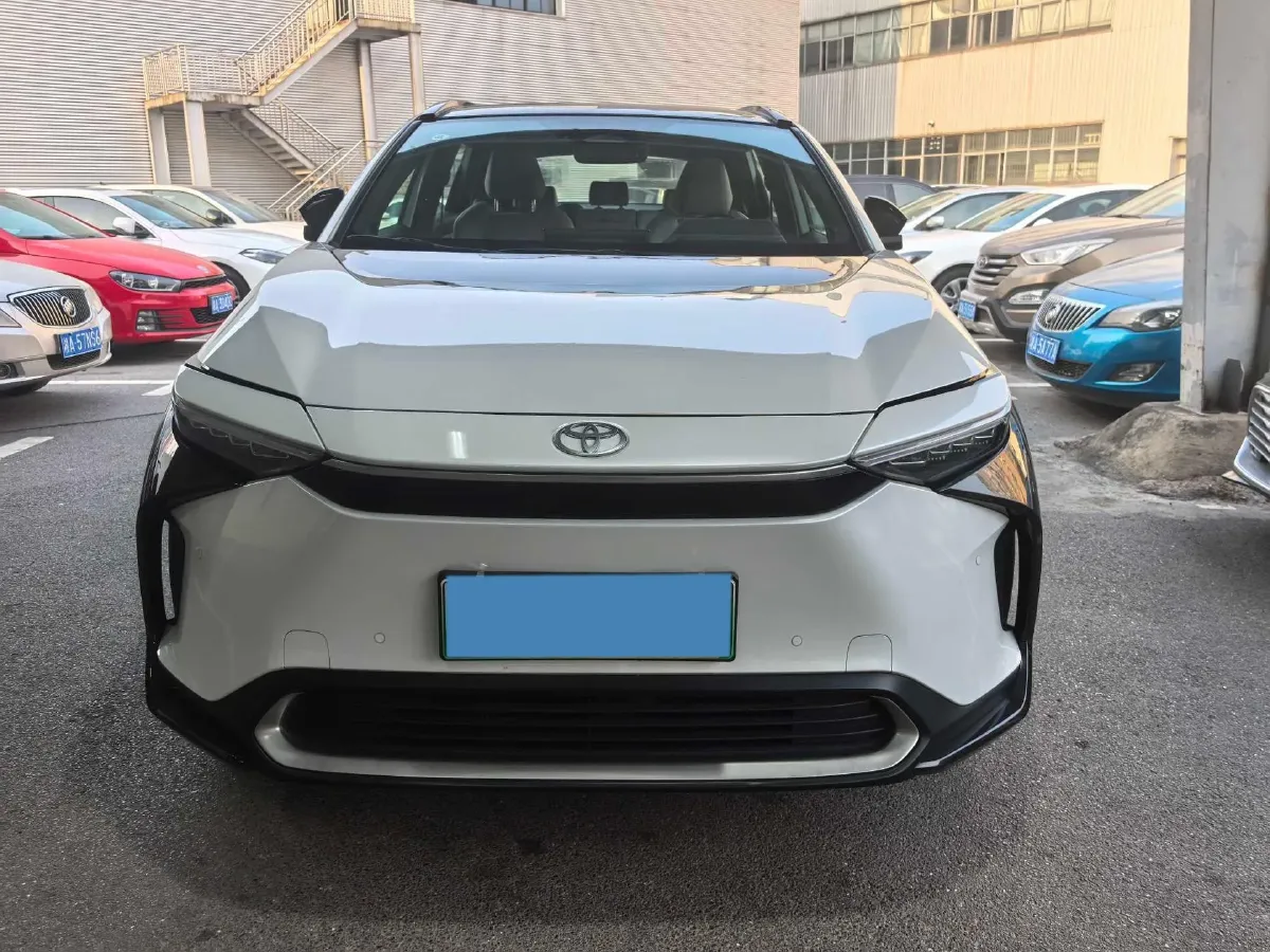 2022 Toyota bZ4X BEV 66.7KWH,autocango,china used car exporter,china ev exporter,chinese used car exporter,chinese used ev exporter