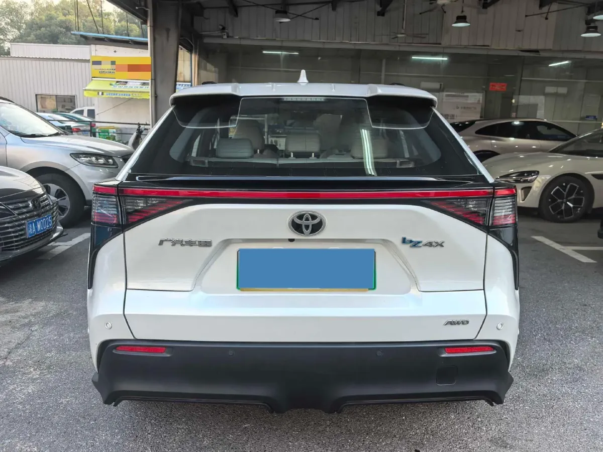 2022 Toyota bZ4X BEV 66.7KWH,autocango,china used car exporter,china ev exporter,chinese used car exporter,chinese used ev exporter