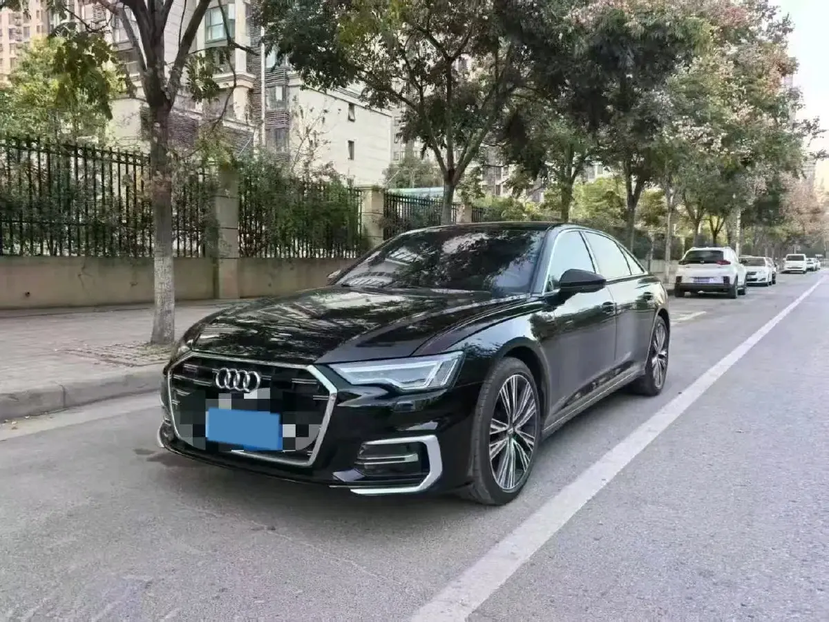 2023 Audi A6L 2.0T 190HP L4 7DCT