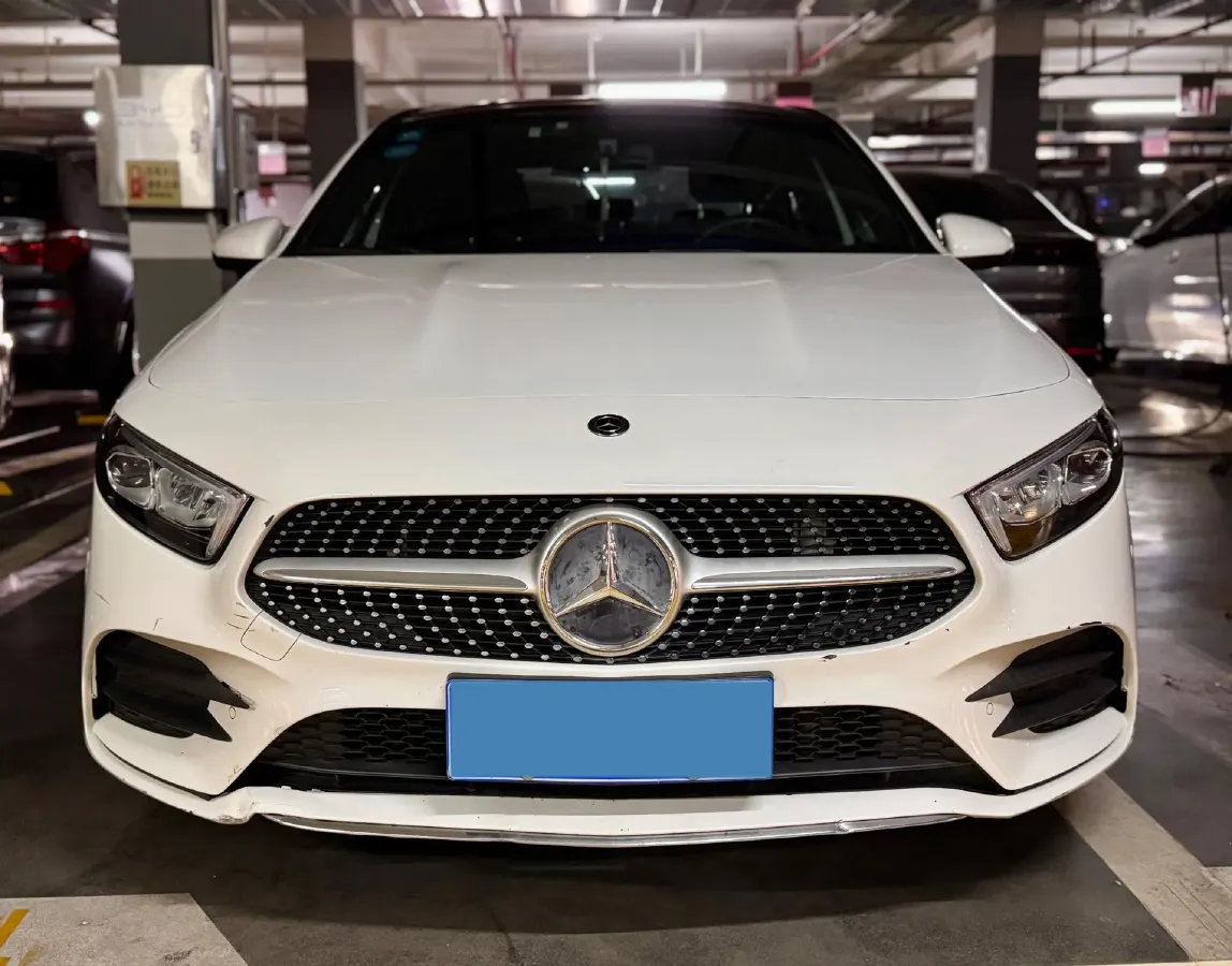 2020 Mercedes-Benz A Class 1.3T 163HP L4 7DCT,autocango,china used car exporter,china ev exporter,chinese used car exporter,chinese used ev exporter