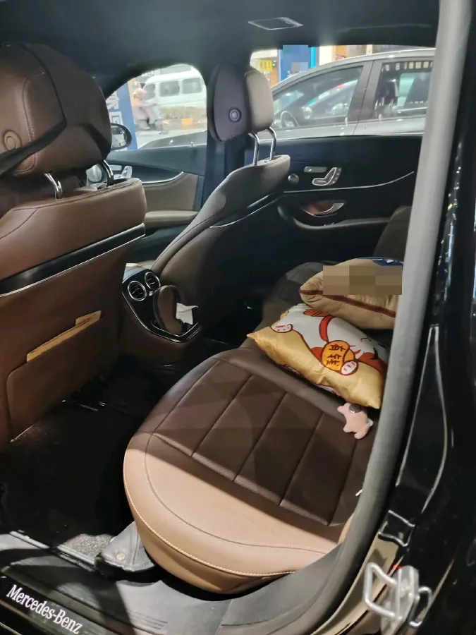 2023 Mercedes-Benz E Class 2.0T 258HP L4 9AT,autocango,china used car exporter,china ev exporter,chinese used car exporter,chinese used ev exporter