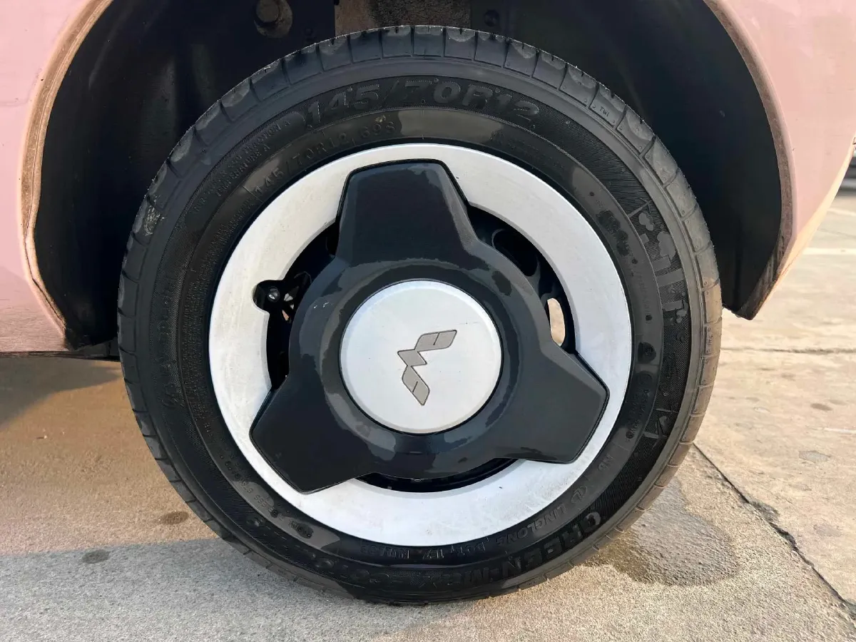 2021 WuLing HongGuang MINI EV BEV 13.9KWH,autocango,china used car exporter,china ev exporter,chinese used car exporter,chinese used ev exporter