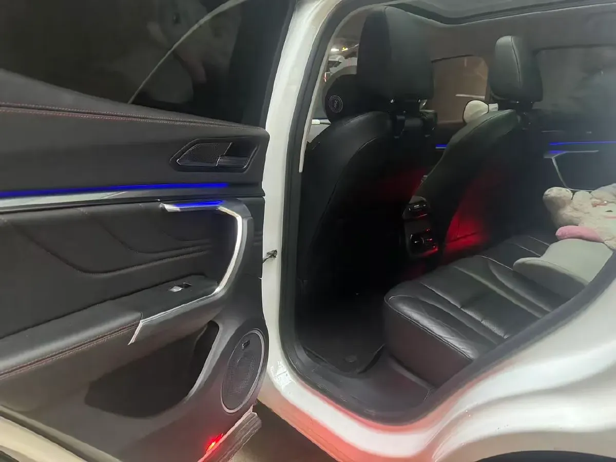 2019 WEY VV5 2.0T 197HP L4 7DCT,autocango,china used car exporter,china ev exporter,chinese used car exporter,chinese used ev exporter